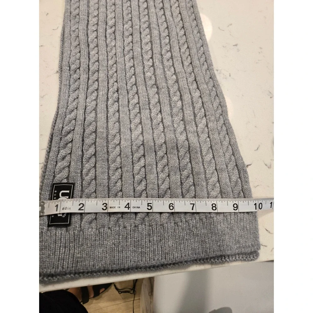 UGG Australia Heather Gray Cable Knit Scarf Soft Winter Wrap Logo Patch
